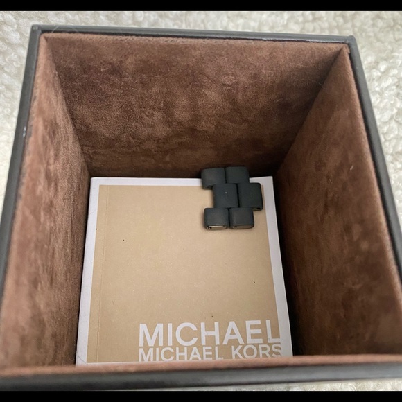 MICHAEL KORS│Gunmetal Oversize Runway Men\'s Watch│MK8148